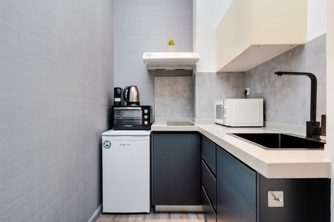 Mavromichali 52 · One-bedroom 23 — photo 2 of 16