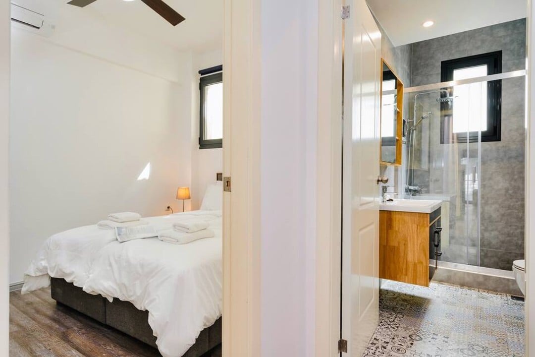 Mavromichali 52 · Two-bedroom 415 — photo 5 of 18