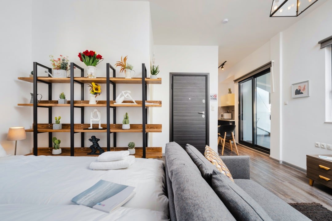 Mavromichali 52 · One-bedroom 23 — photo 3 of 16