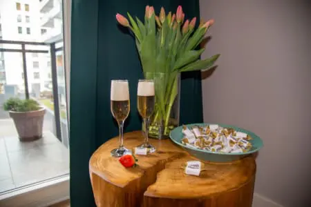 00faae54 2bcc 4844 ba50 60224a7d56a6