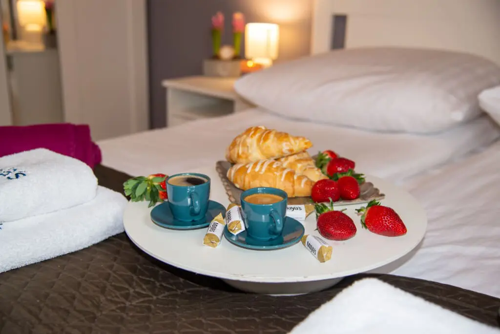 06addd0d f1c5 47d0 b59c b6ab586c076a