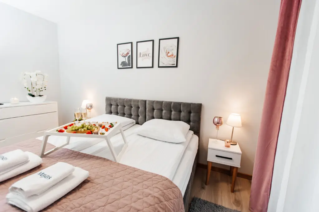 0f9f9a7d fdf3 4272 846d bbb16d37abc9