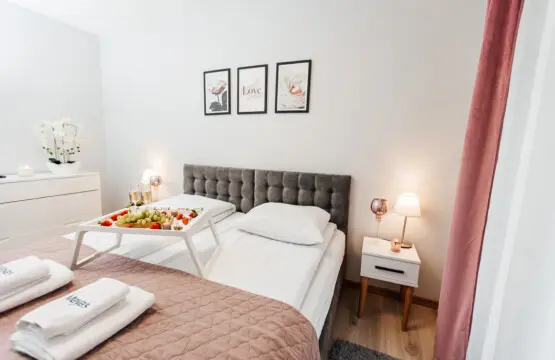 0f9f9a7d fdf3 4272 846d bbb16d37abc9