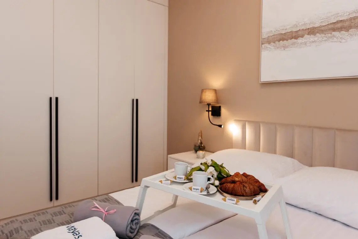 15d3840c c446 4deb a1a8 d4386fda1aba