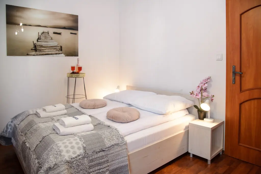 16ab9377 560c 4da4 9d1f ab9b04128bf0