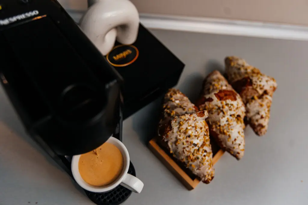 1b9dbe87 b947 4993 a2fb 6db38e46b409