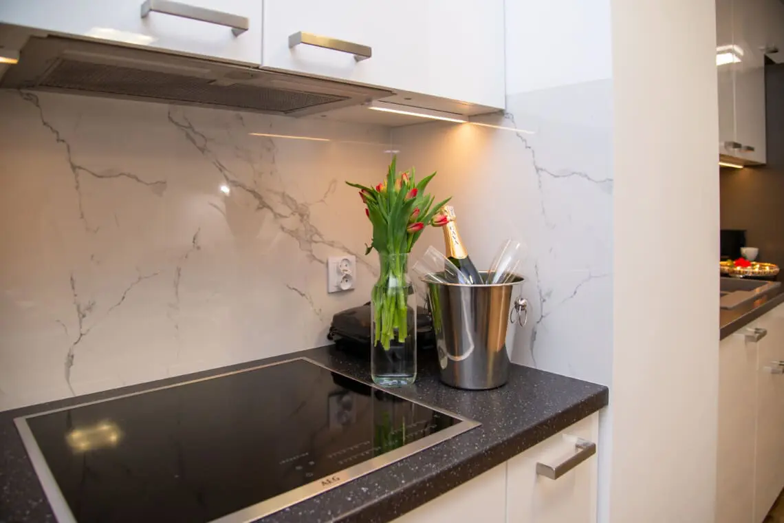 1ccd5bf7 d51a 4fd6 8004 00fa5b3d2bf7