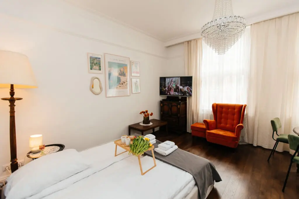 1f5d87ed e7be 4339 94a1 2784de2bf417