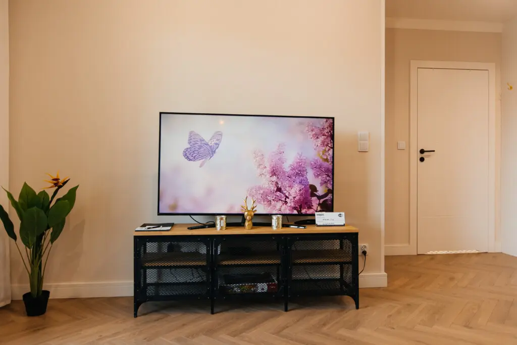 1f8394ff b8b6 4477 9fe3 a72c09bc62e6