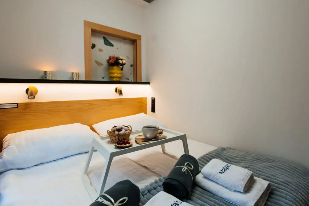 22281419 0ac9 4e7b b756 8ac608b8cbc7