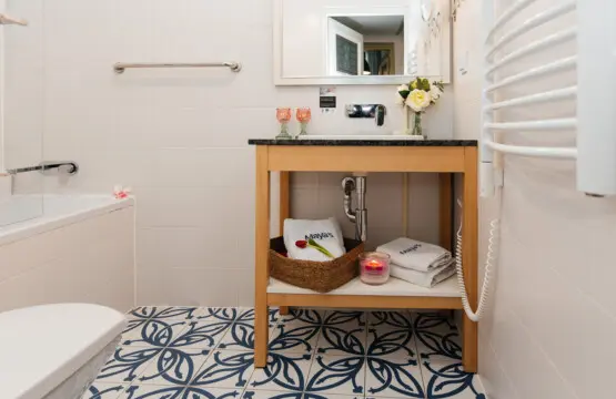 252c858b c346 4434 8ea5 be047d2b7f55