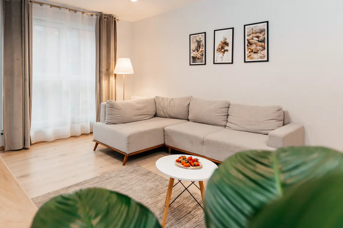 28191056 c300 4831 832f e22f485dec84