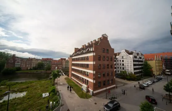 2efe952e db59 43dc 907e 7e711fdf21fa