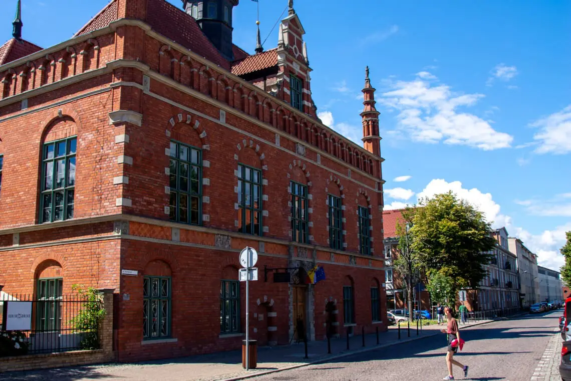 33007228 d340 4f47 b38a ff13e5325d78