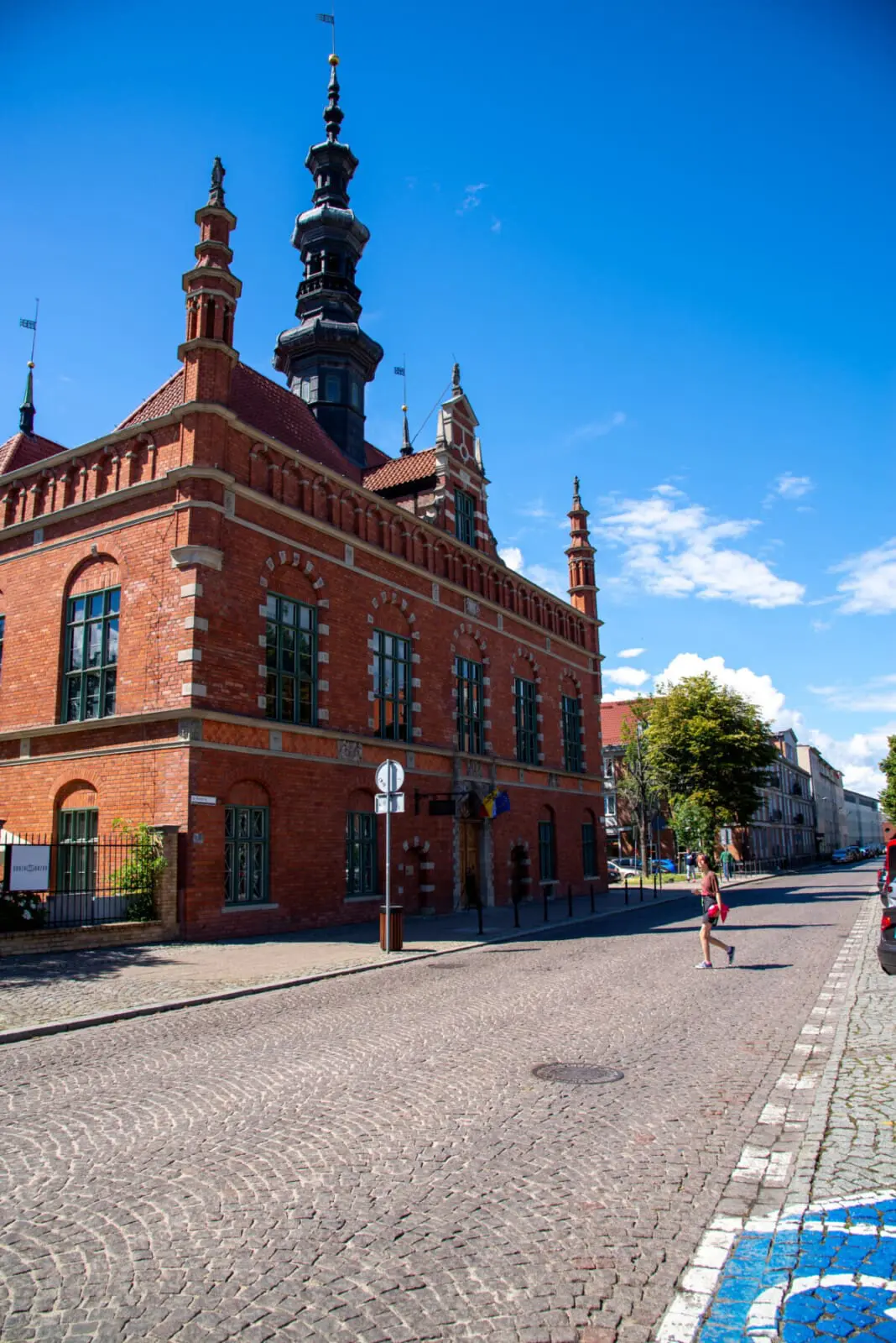 33007228 d340 4f47 b38a ff13e5325d78