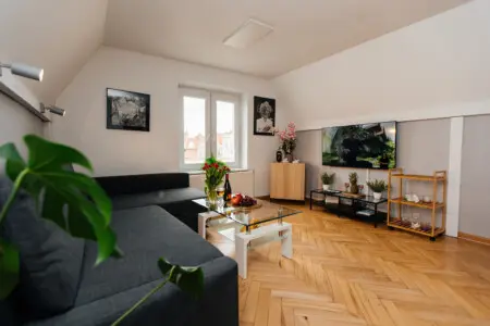 3b56fcf7 56dc 4037 93fd e691f991d56c