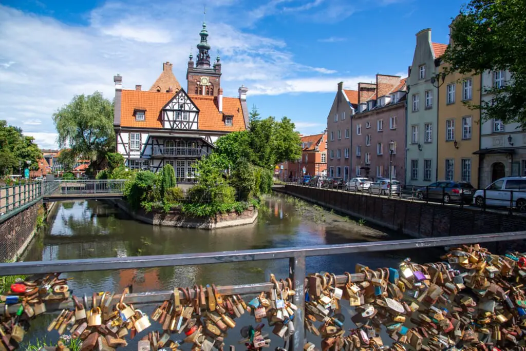 3e63422b 048f 4864 9b20 7862424d645a