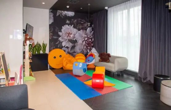 439d05b3 1999 44c2 a476 1bcd856b1353