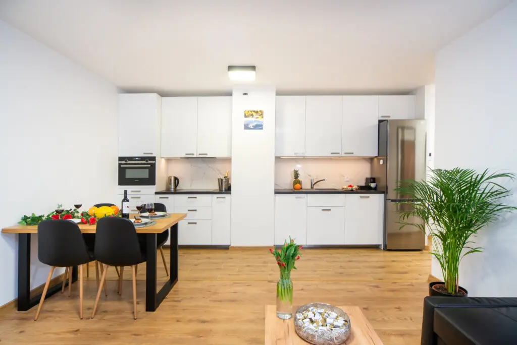 474e4cd3 8426 4d6e 89b9 dd26c3fc3aac