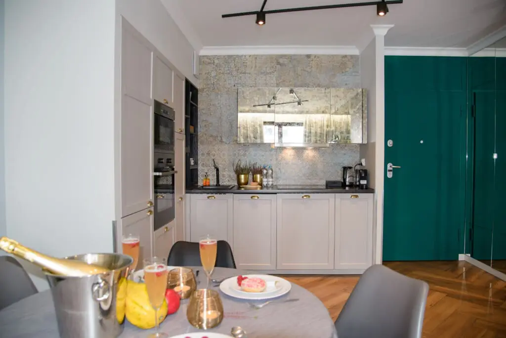 4c8ed592 30f1 4f02 ba5f ed3168d29e57