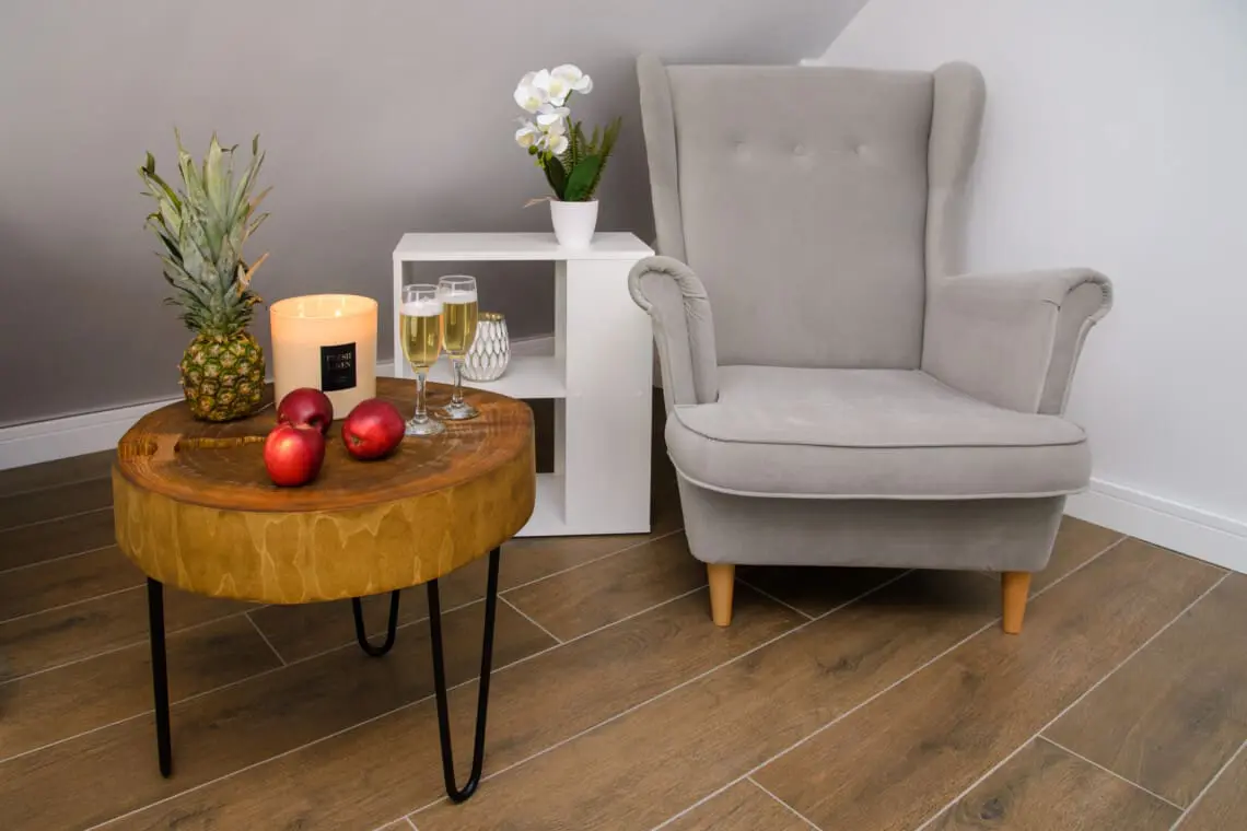 4e3ef1a7 fb5f 41f9 a098 a8c9afb52c44