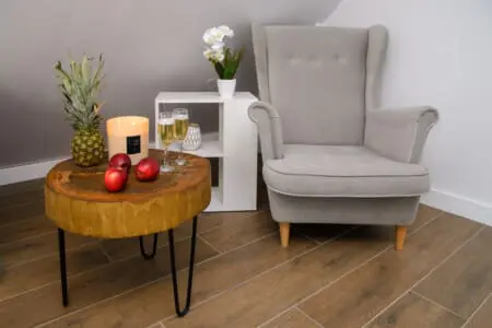 4e3ef1a7 fb5f 41f9 a098 a8c9afb52c44