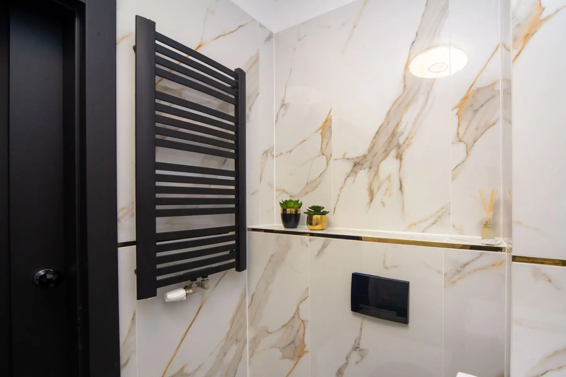 4e6e2b3d ea7a 4fff 8e96 2485fac67b48