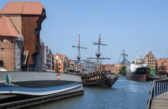 53637221 b119 44d0 855c ff2777d6a6ce