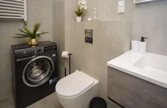 5e75fbde c933 4e08 b550 cc041f6af3c7