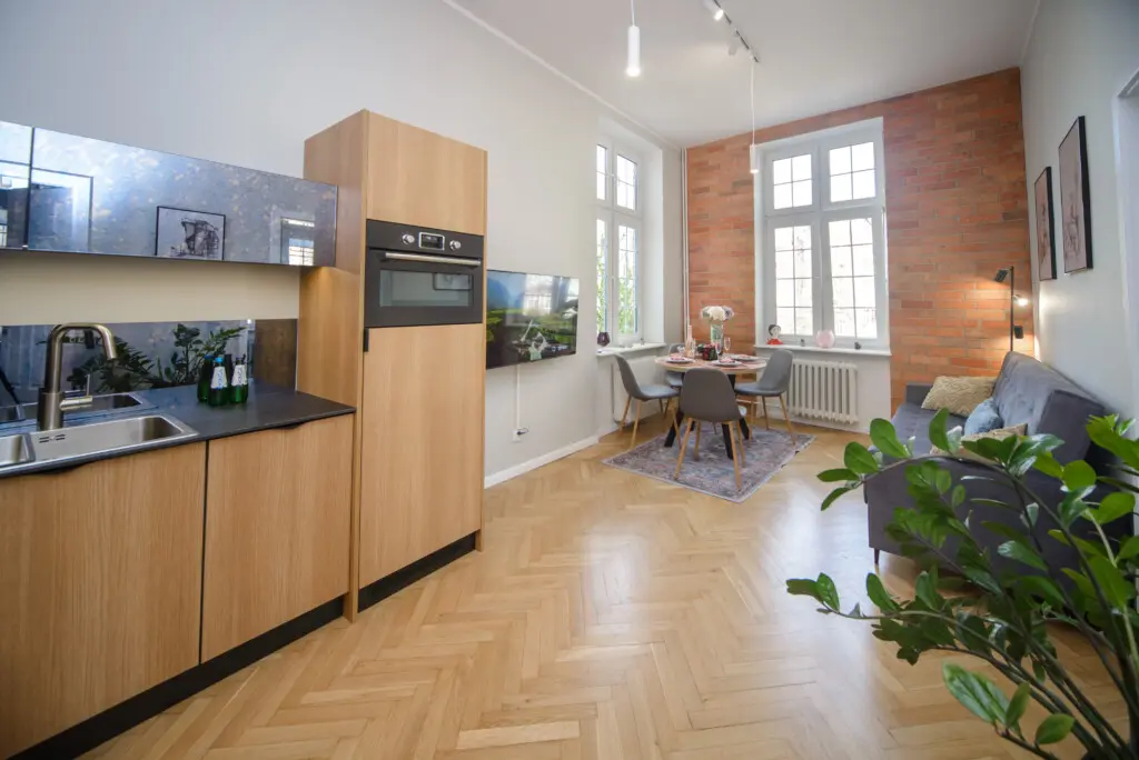 6d7e70d3 ea20 4cd9 86c7 ffea9c616222