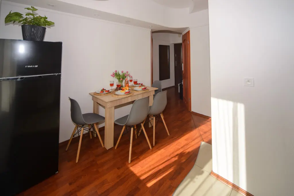 6d81894c b5ee 434d bd9b eab835f4f7fd