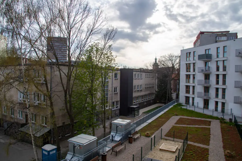 709bc912 646c 45e9 8342 fab6b886b3d5