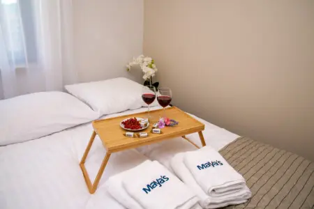 7700a60f 3549 4168 a7dd 30214b573072