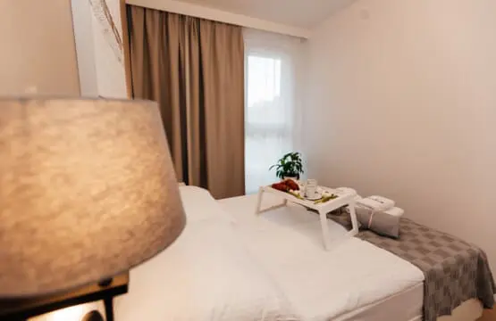 7f385281 4f6e 4418 94fa 8bbc43cb65b8