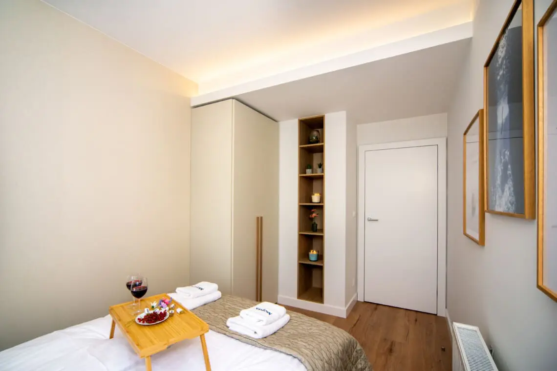 813c80e4 ced3 4b26 83df a48515755374