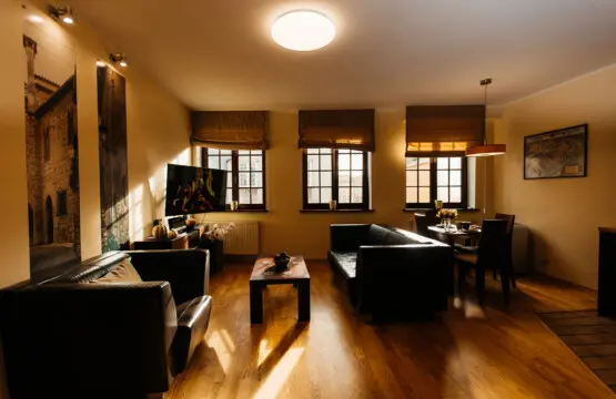 835cdbd6 c7c1 419b 8488 6a2bb1c3a7ac