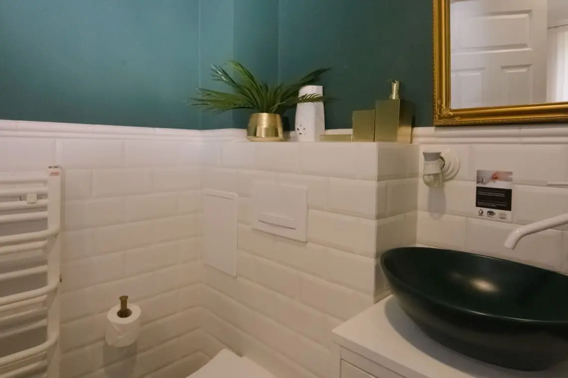 8609c18b 2e3e 4cd3 8ae2 ff618edfa3dd