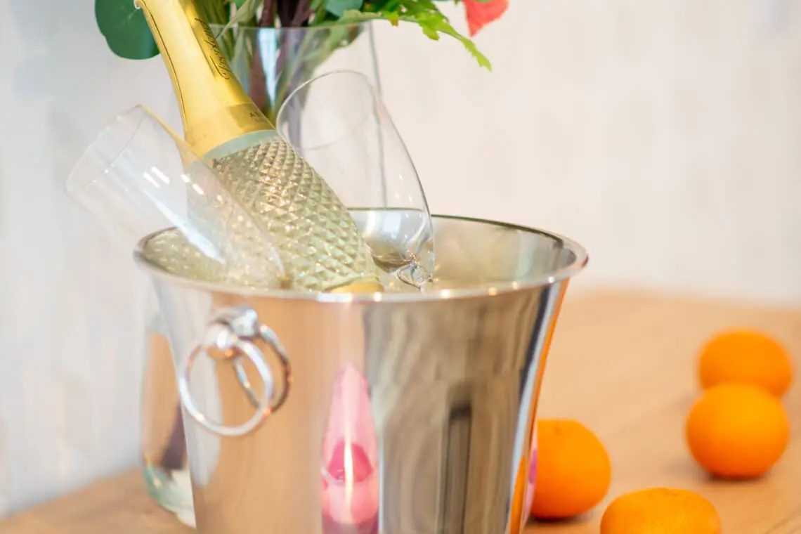 87679303 b9c8 4713 bea6 2d831846d466