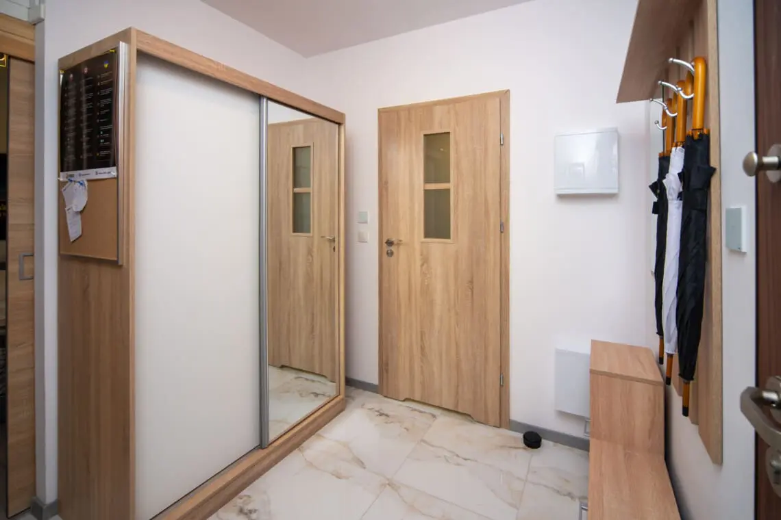 915cb19f 6f15 4b5f a9e5 e19b3ab7ffd3