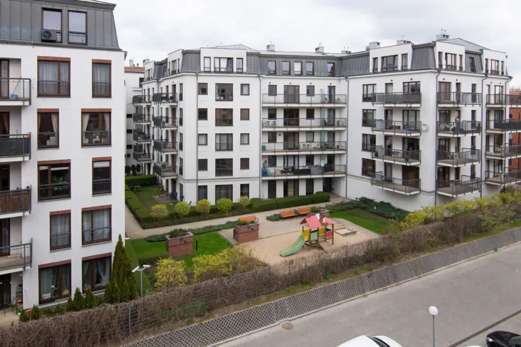 9332faa2 4097 4341 adea 2ae51fb55574