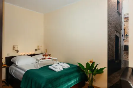 9351807b b8c2 42cc 9e6b 3b2ee34da8ce