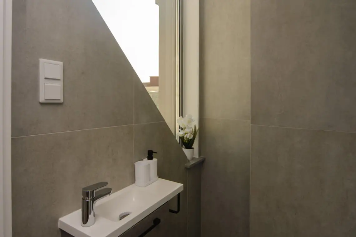 a0312176 b6b8 48fc bf13 34c5d111a736