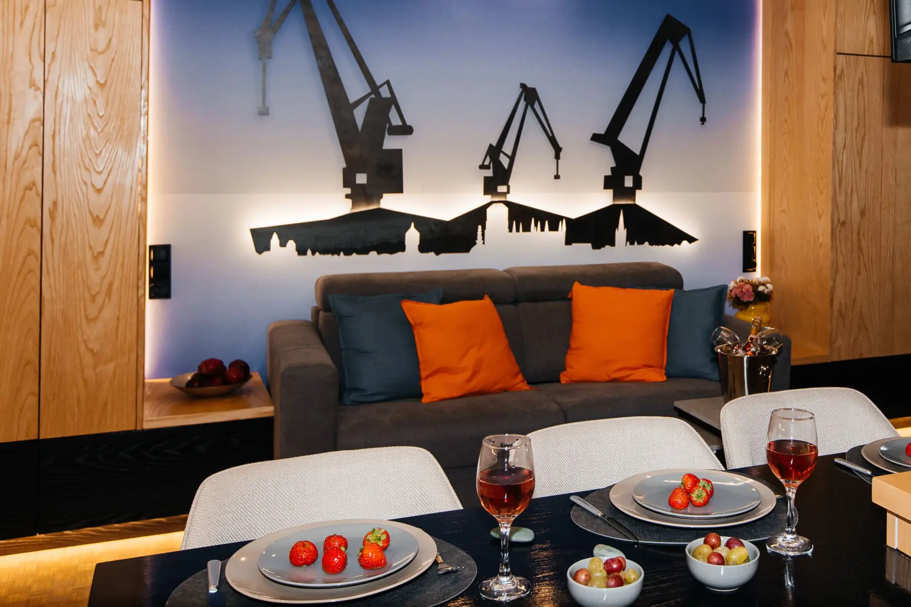 a8e326e6 ed77 4510 8e13 4d76f3756f00