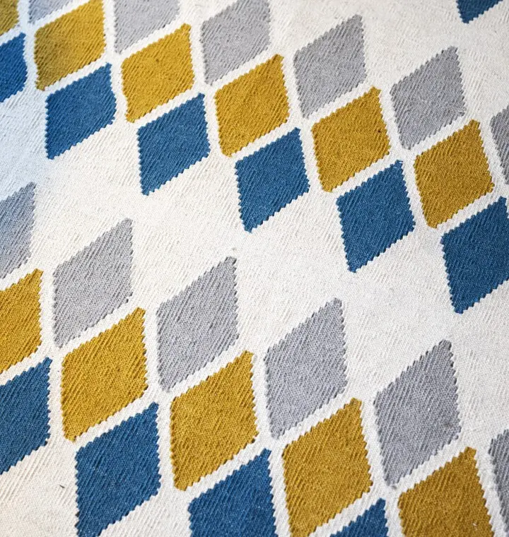 ac9b49c5 e3e8 454c 971e 7f042a2c0a52