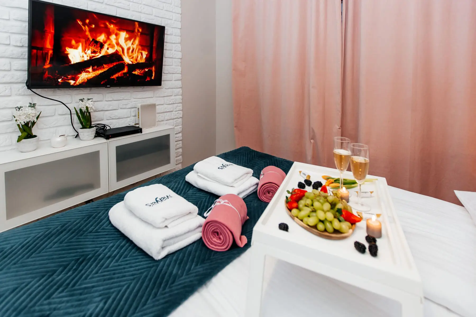 af18a2c1 e677 4ef6 b8a9 837ad8341109