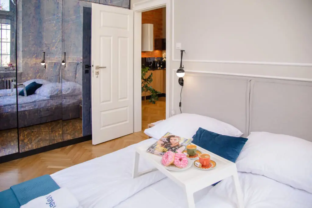 b3b7ac87 867d 45e5 ab18 e4f6cbbdf9d1