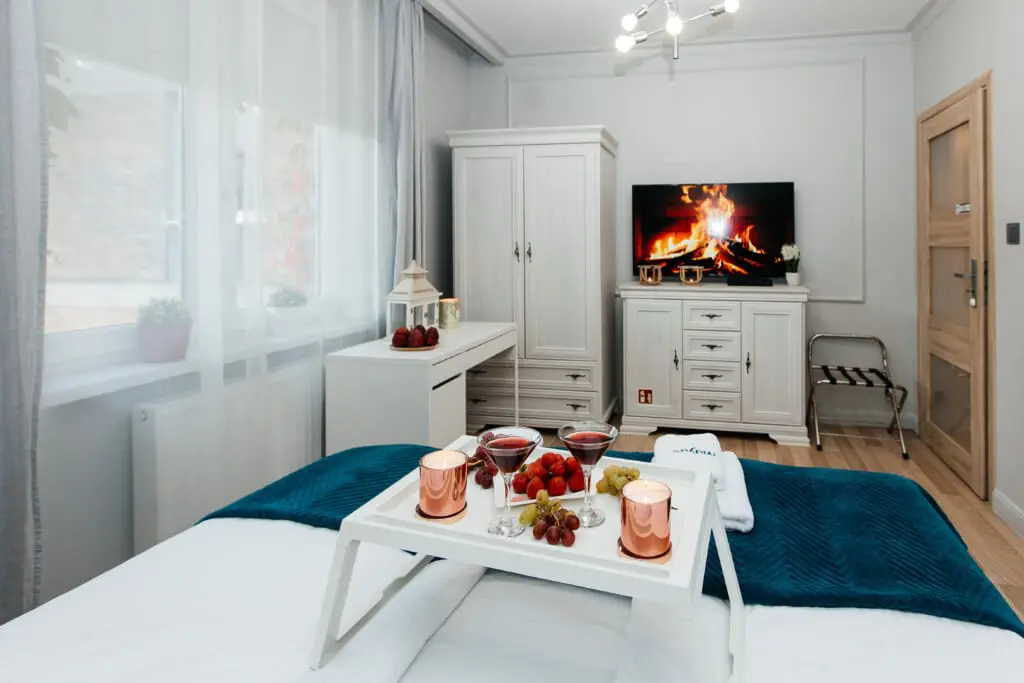 bdb5a1e3 c282 43f6 9840 9eccc06a7f26