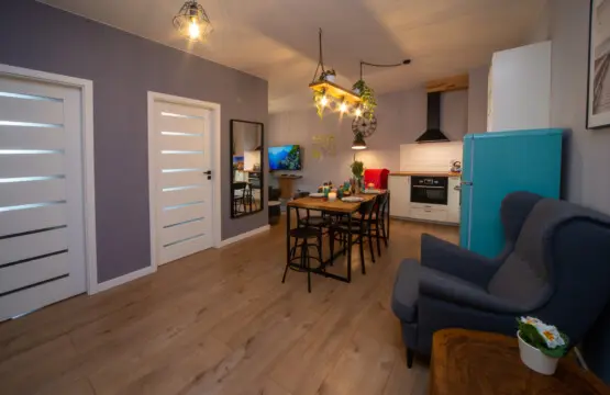 bf7aa825 46a1 4e0c bb44 c50cc1d398c4