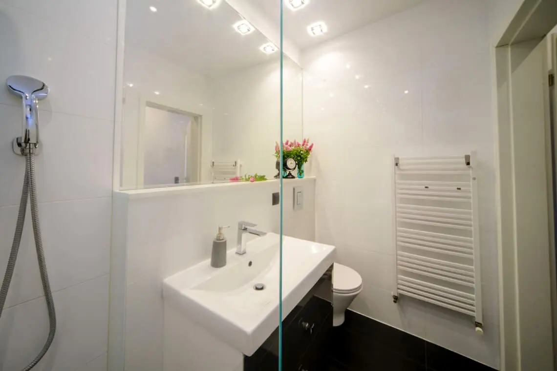 c1792131 0528 479c 9428 a16be5e28c1b