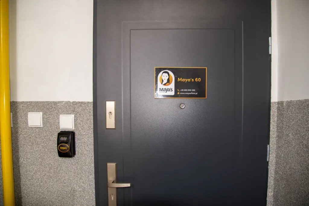 c4b486e5 775f 4640 808c 7e545e0e1a41